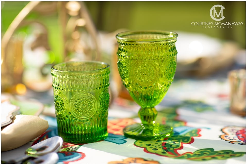 wedding-tabletop-vintage-green-glassware